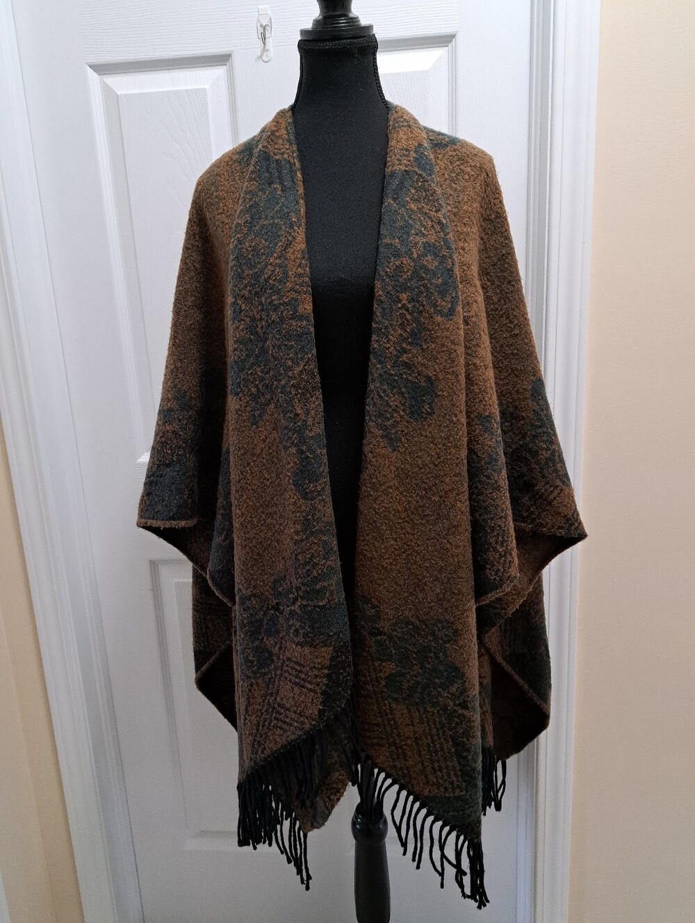 Brown Boho Fringe Cape Poncho Paisley Wrap Shawl One Size Cozy Fall Rustic Layer